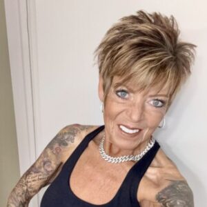 Profile photo of Kelly MacLeod